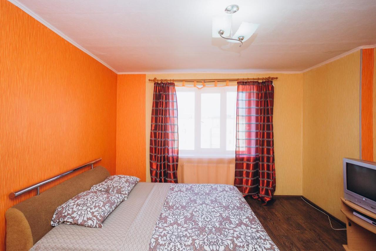 Apartmens Faraon On Illinskaya New Building 6 Floor Sumy Exterior foto